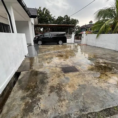 Rumah Melati By Impian Homestay Klia-Salak Tinggi-Nilai Sepang Exterior photo