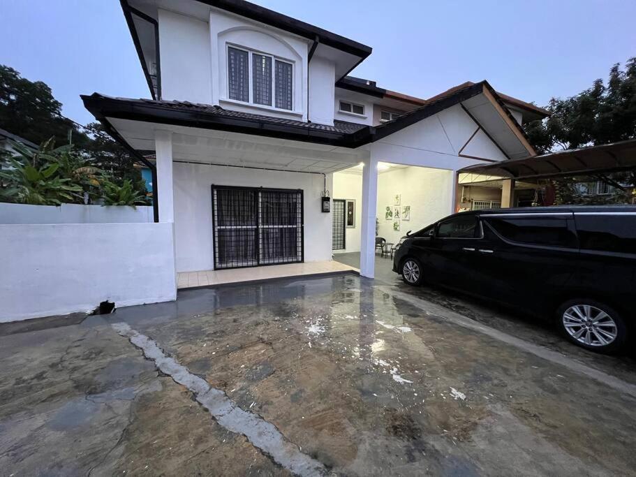 Rumah Melati By Impian Klia-salak Tinggi-nilai Holiday home
